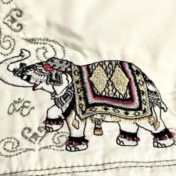 Vintage Bogner heavily embroidered Elephant Design white ski jacket 4 - Picture 4 of 14